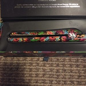 Professional SA flat iron